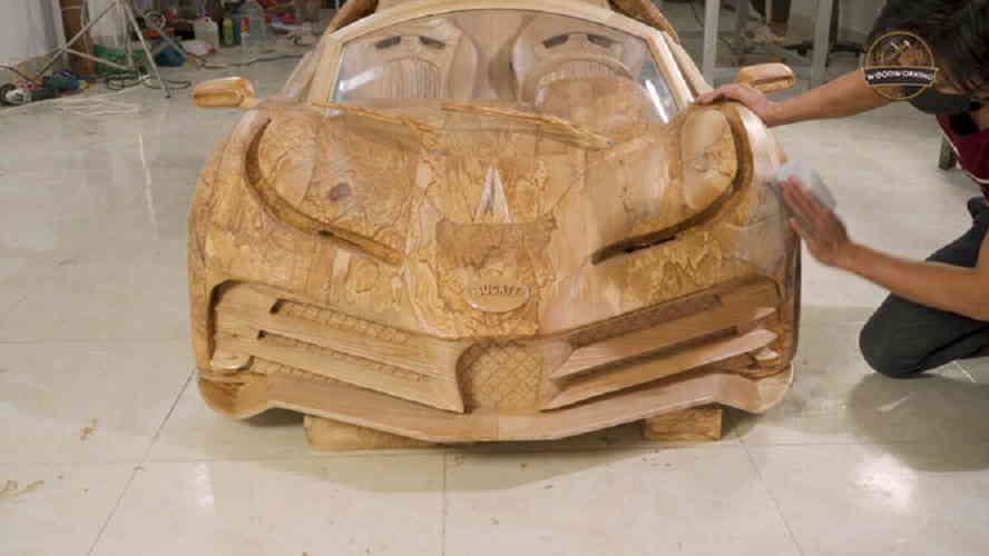 Деревянная копия Bugatti Centodieci