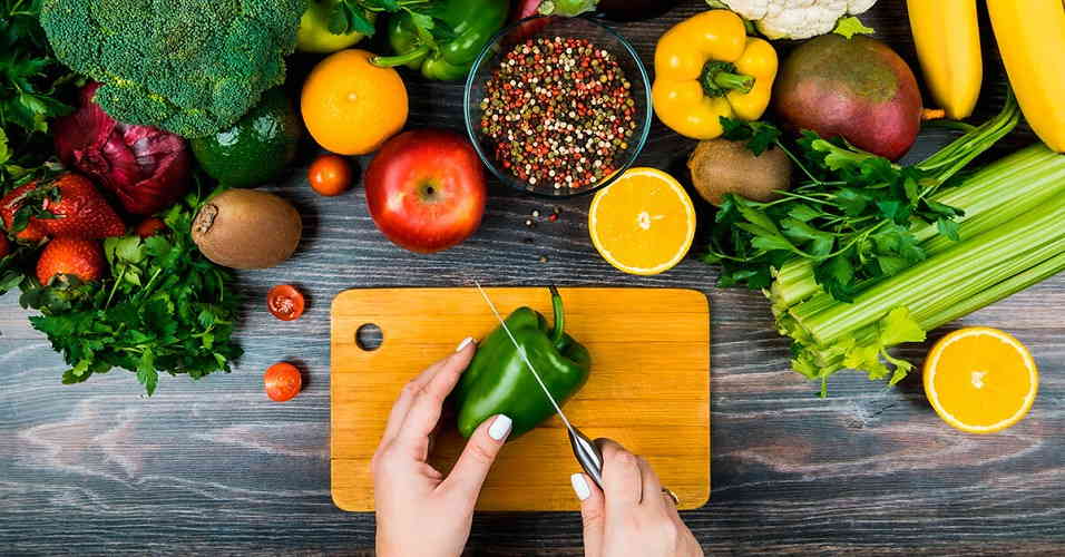 Какие продукты полезны для кожи
