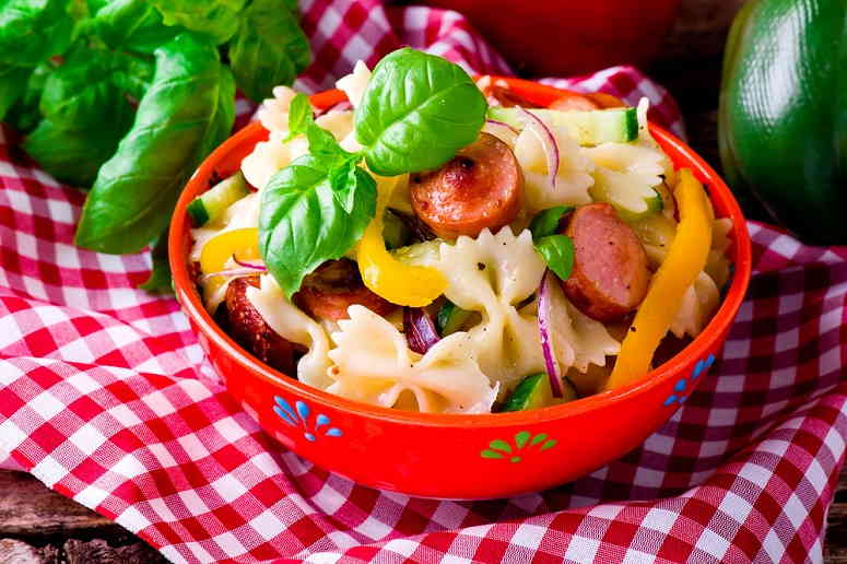 Салат с пастой